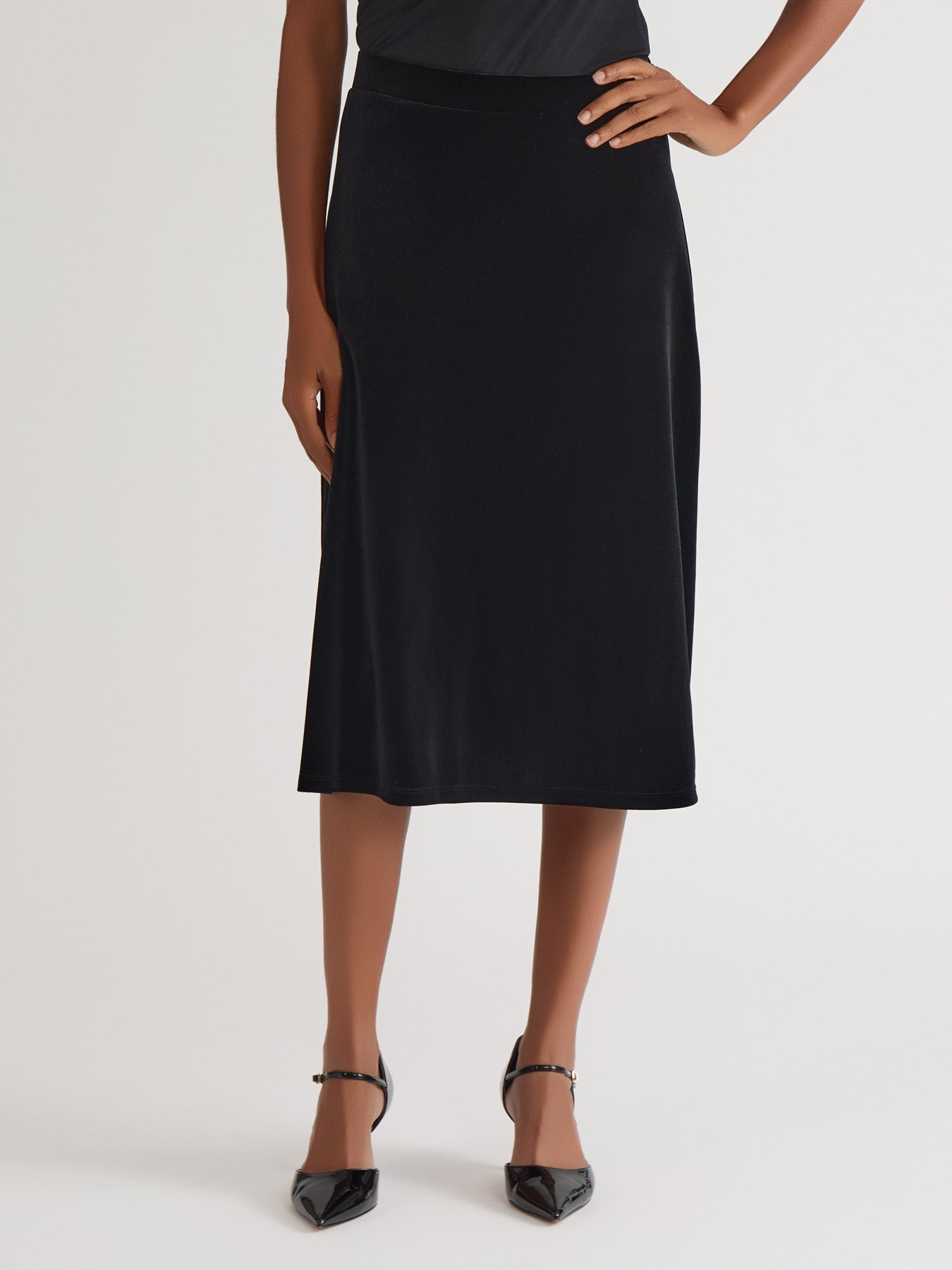 Flared Knee-Length Skirt, Velvet in Black | Kasper