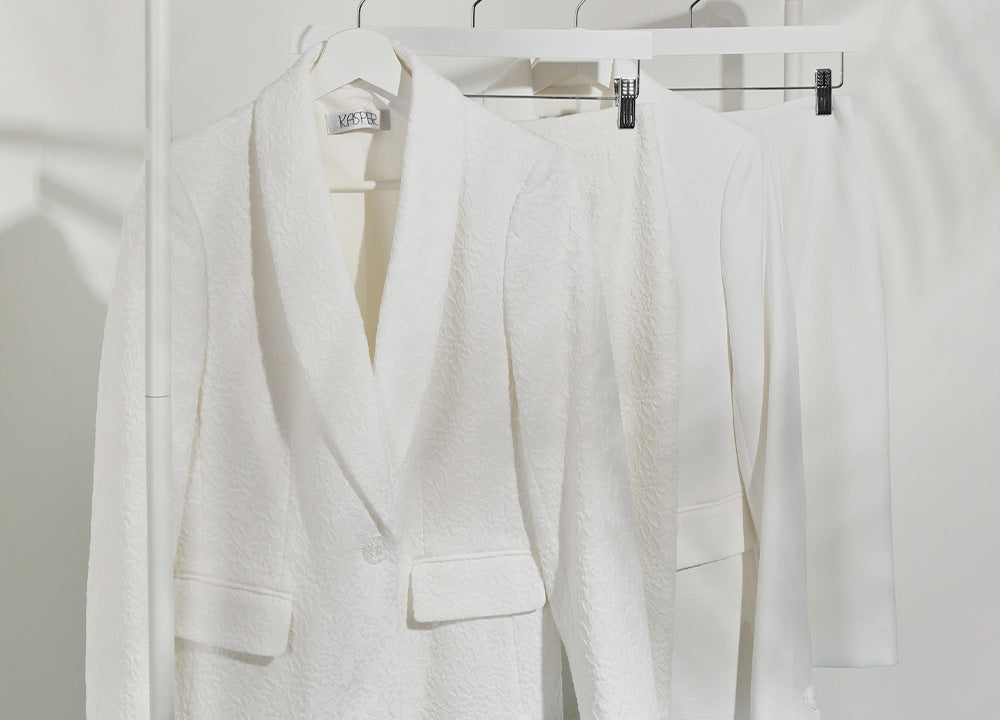 Mastering the Art of All-White Dressing
