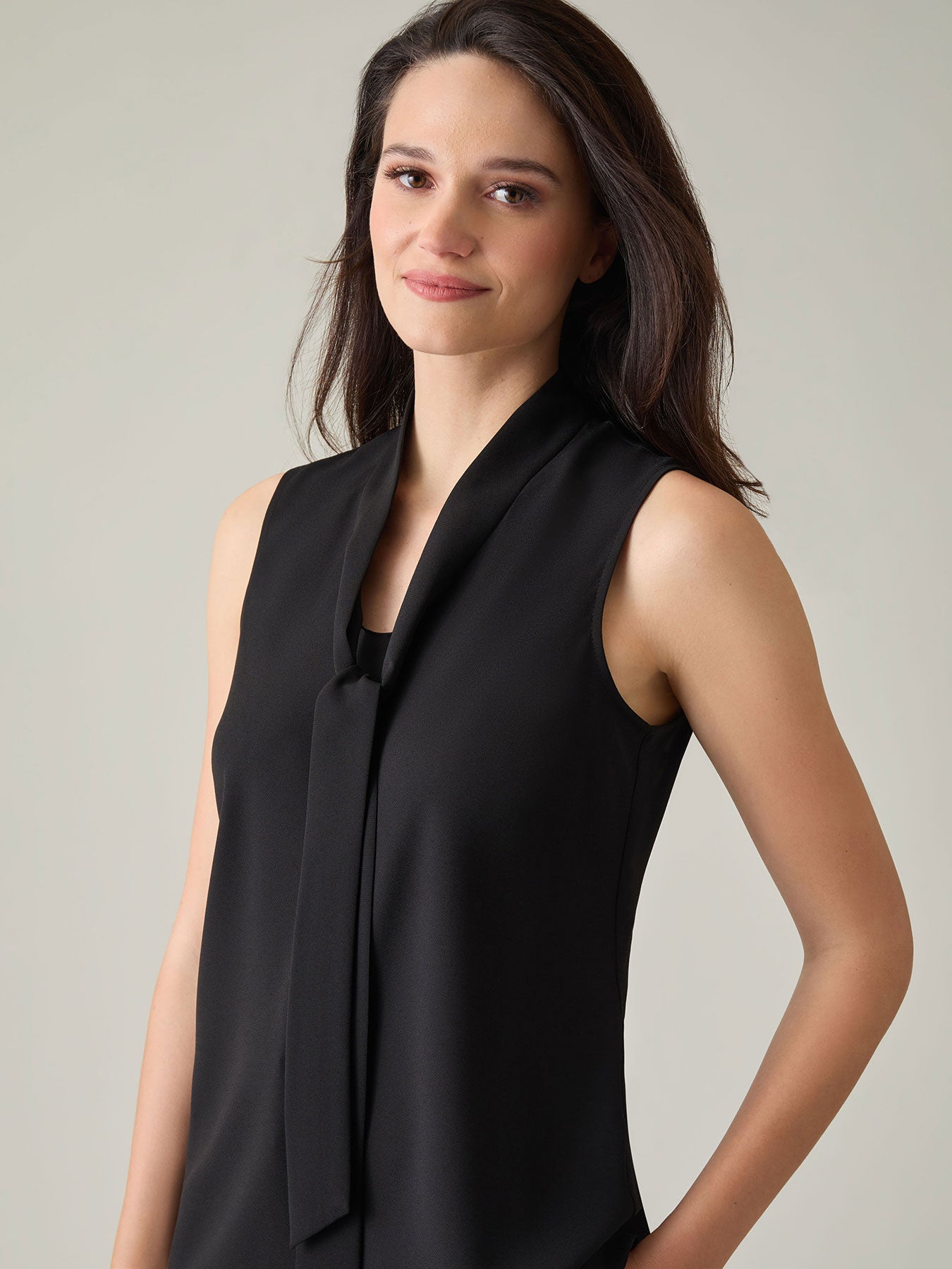 dress blouse Kasper Women's Sleeveless Tie Front Blouse, Black, XL