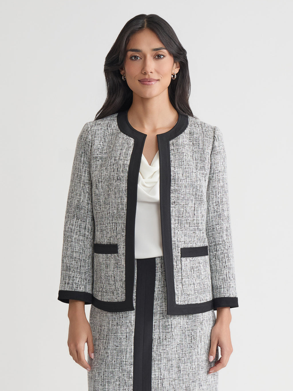 11222440-224-F_0f47cf2f-9011-