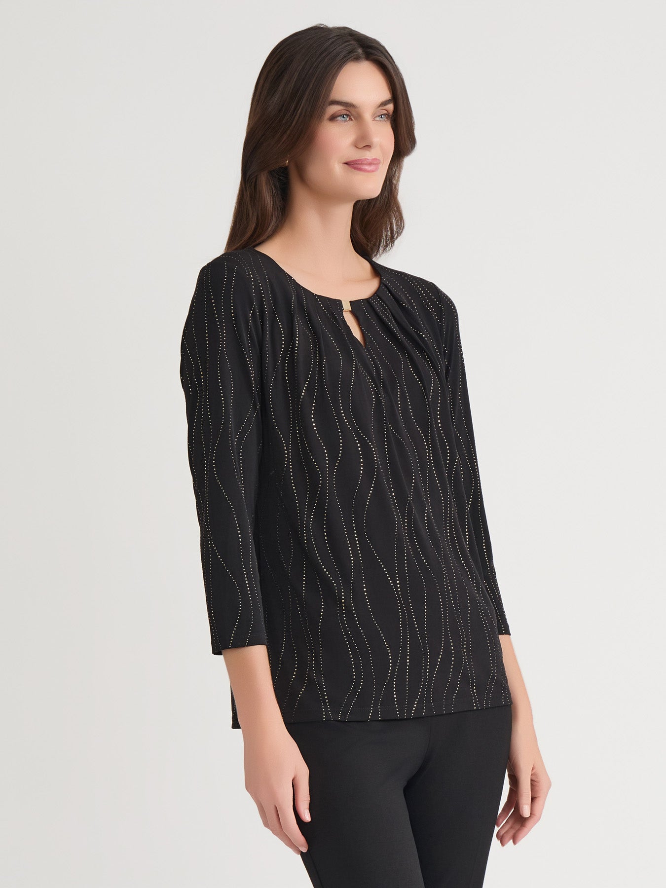 Pleated Top, Everyday Knit in Black/Gold | Kasper