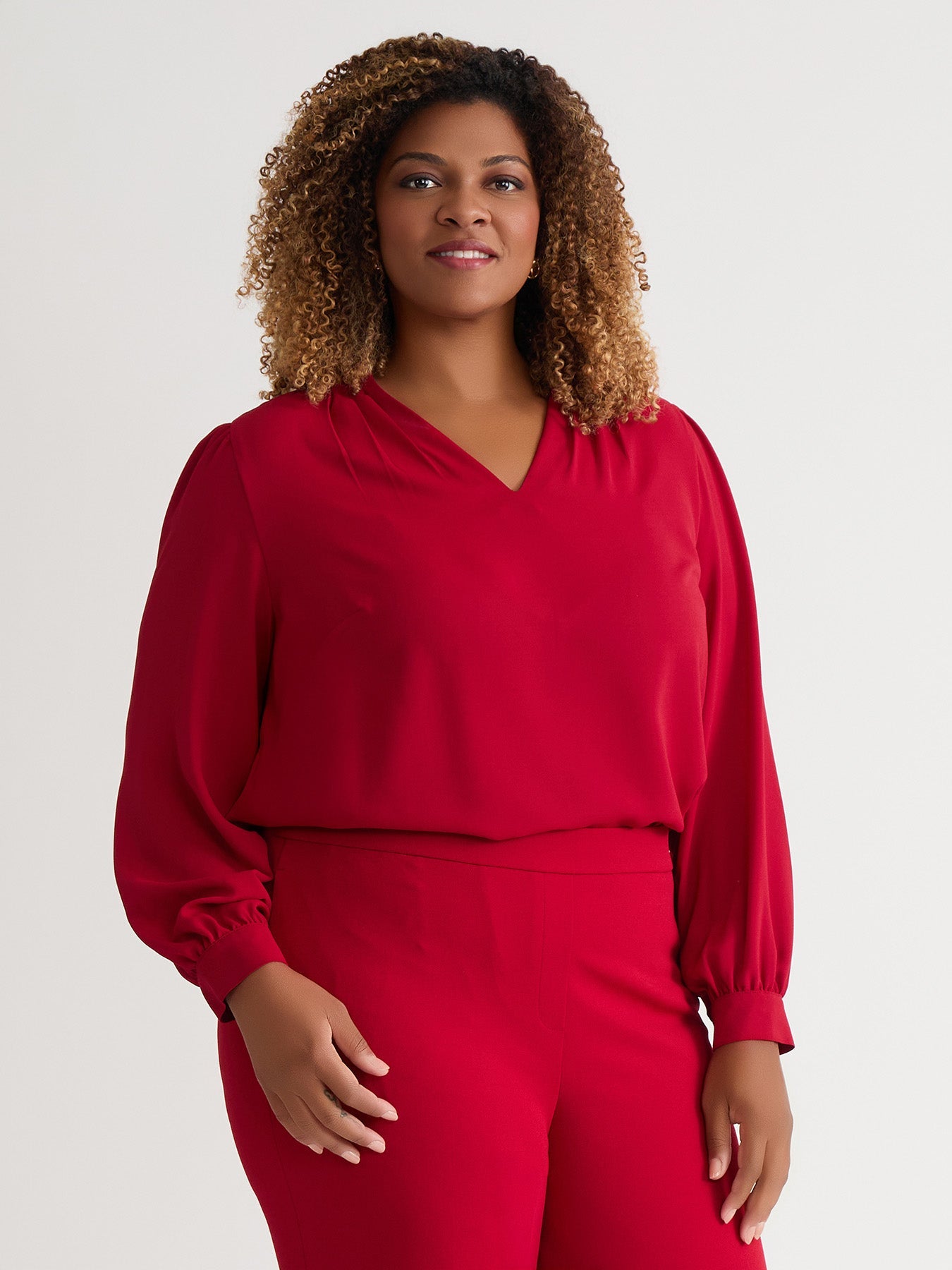 トップス deres 16th bottle neck drape blouse Plus Ruffle Sleeve V-Neck Blouse, Crimson in Crimson | Kasper