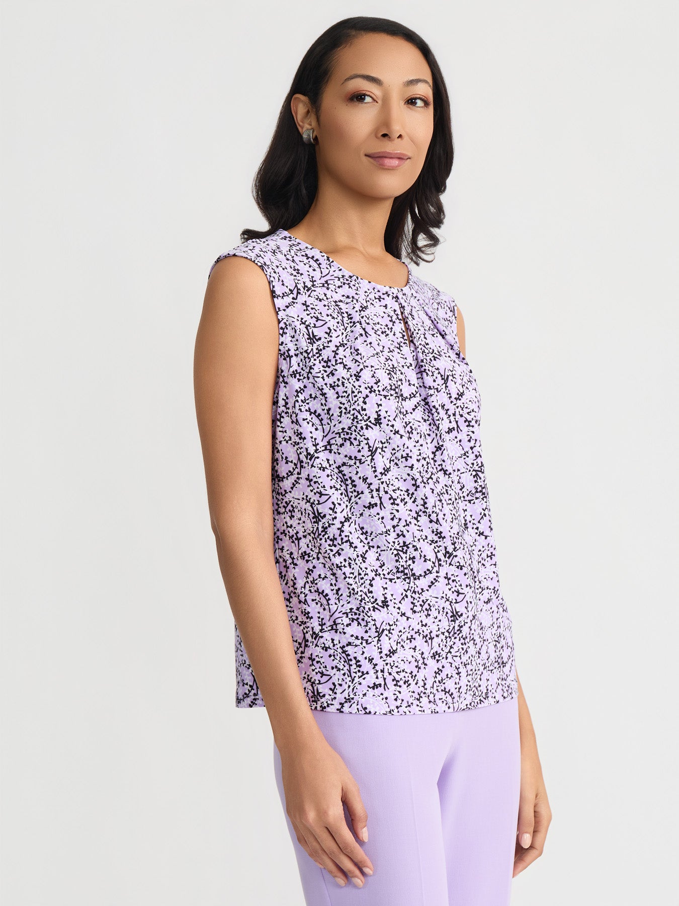 Keyhole Pleat Neck Top