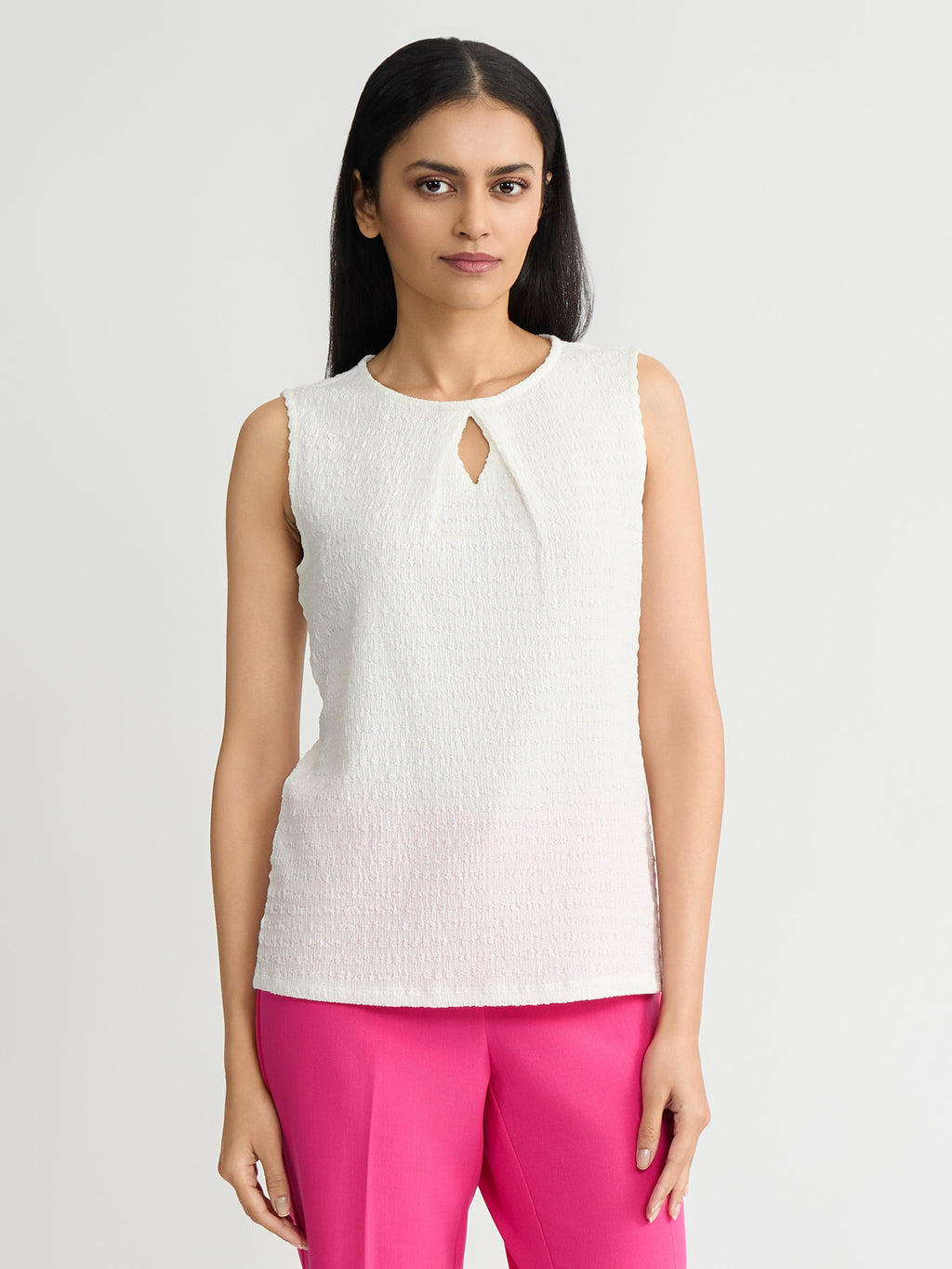 Petite Textured Keyhole Sleeveless Top
