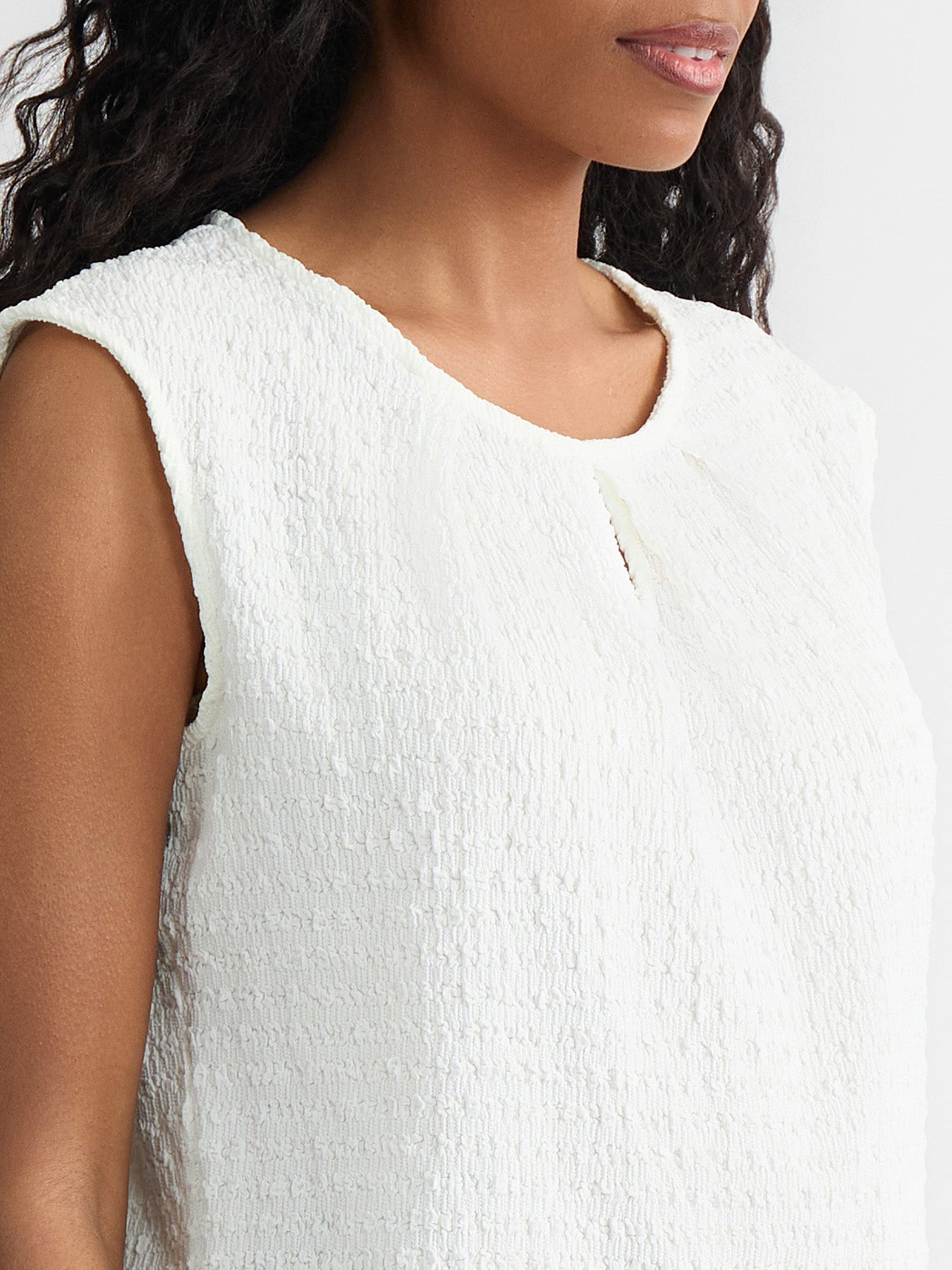 Keyhole Pleat Neck Top