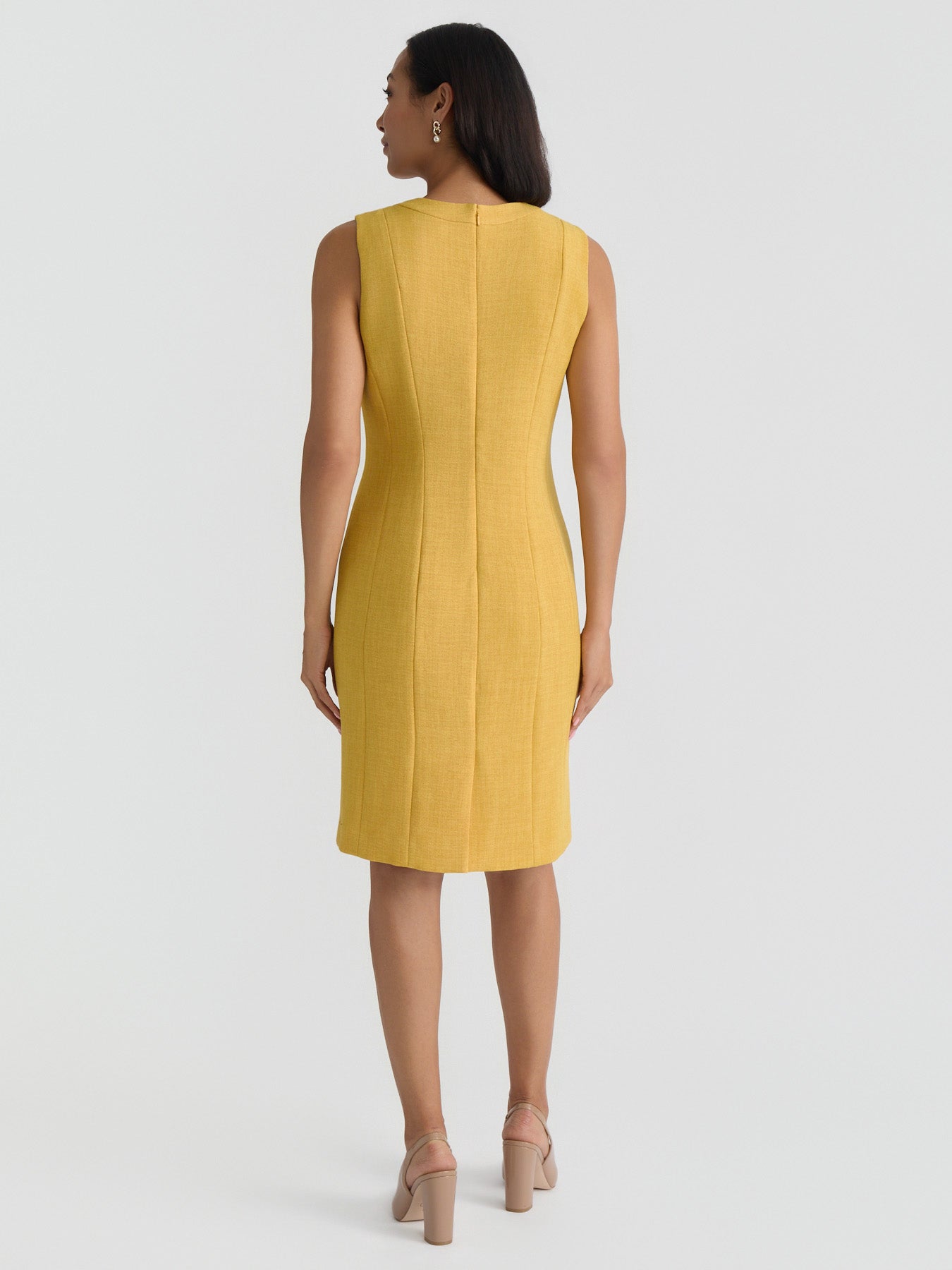 sleeveless sheath dress Kasper Women's Missy Pebble Crepe Seamed Sheath Dress, 12